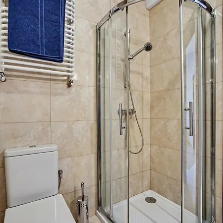 Trendy Kochanowskiego Street